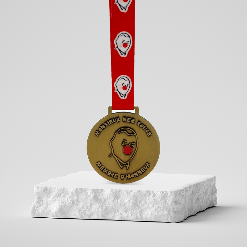 Médaille sur mesure personnalisée métal - Monsieur Nez rouge