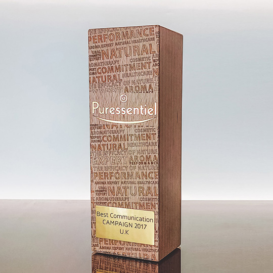 Trophée Personnalisé Bois - Puressentiel