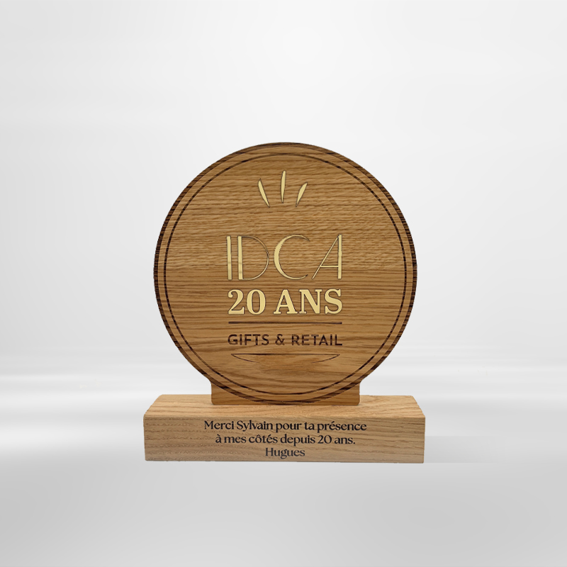 Trophée personnalisé sur mesure bois - IDCA