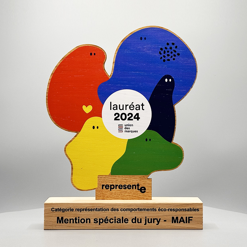 Trophée personnalisé sur mesure bois - Union des marques