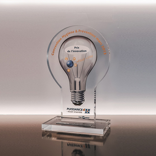 Trophée Plexiglass - Ampoule