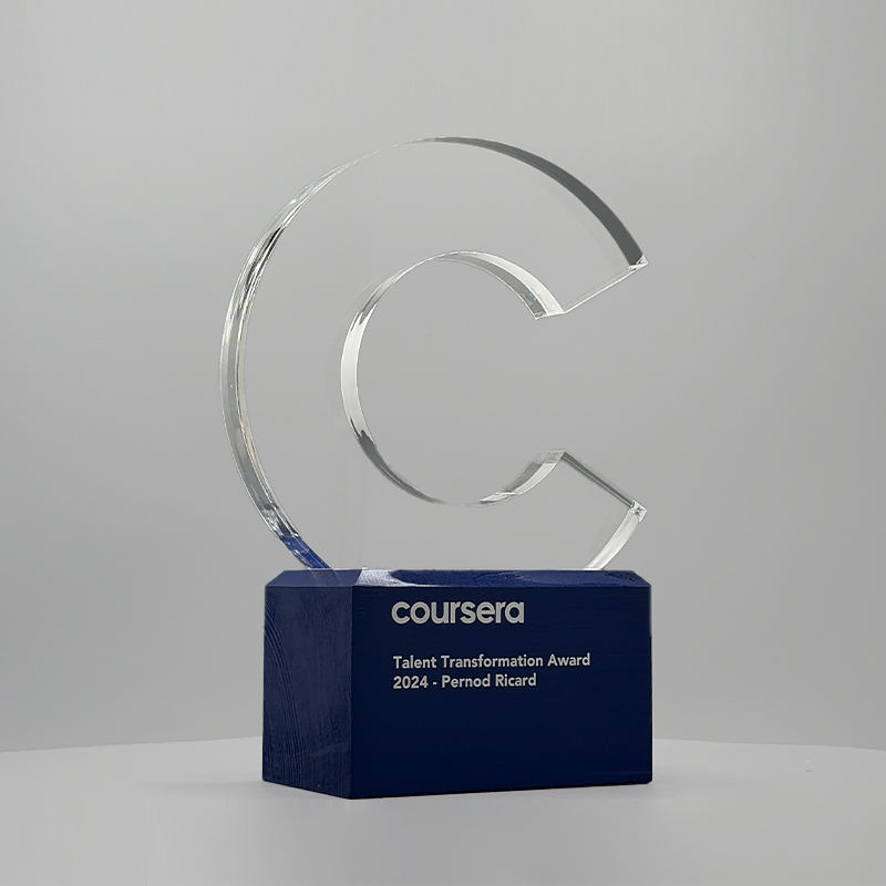 Trophée sur mesure acrylique bois - Coursera