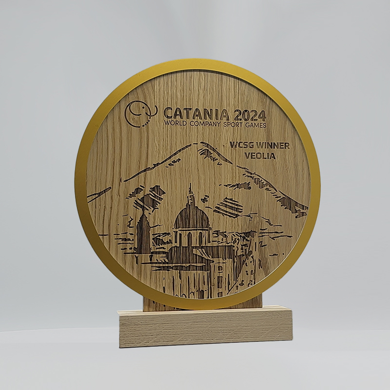 Trophée sur mesure personnalisé Bois - Catania 2024